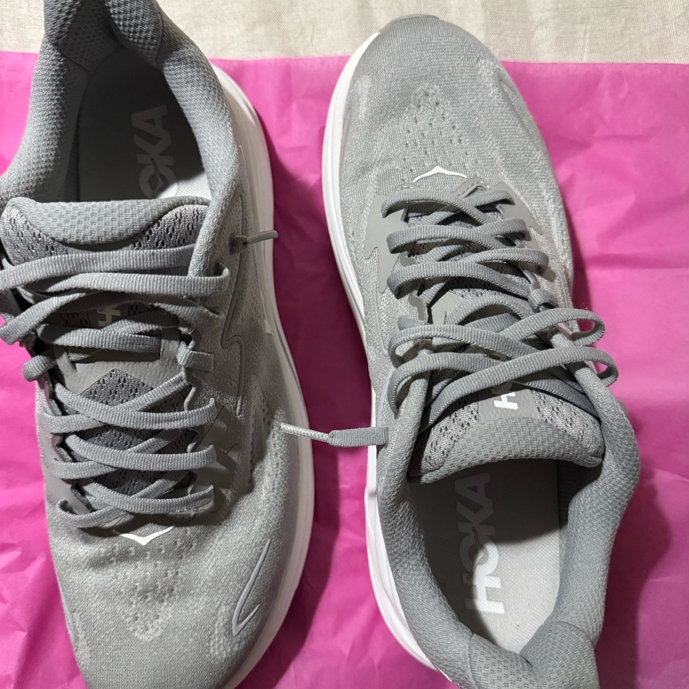 HOKA Clifton Men’s Running Shoes Gray/White Size 10.5D Wide Athletic Sneakers - Picture 9 of 11